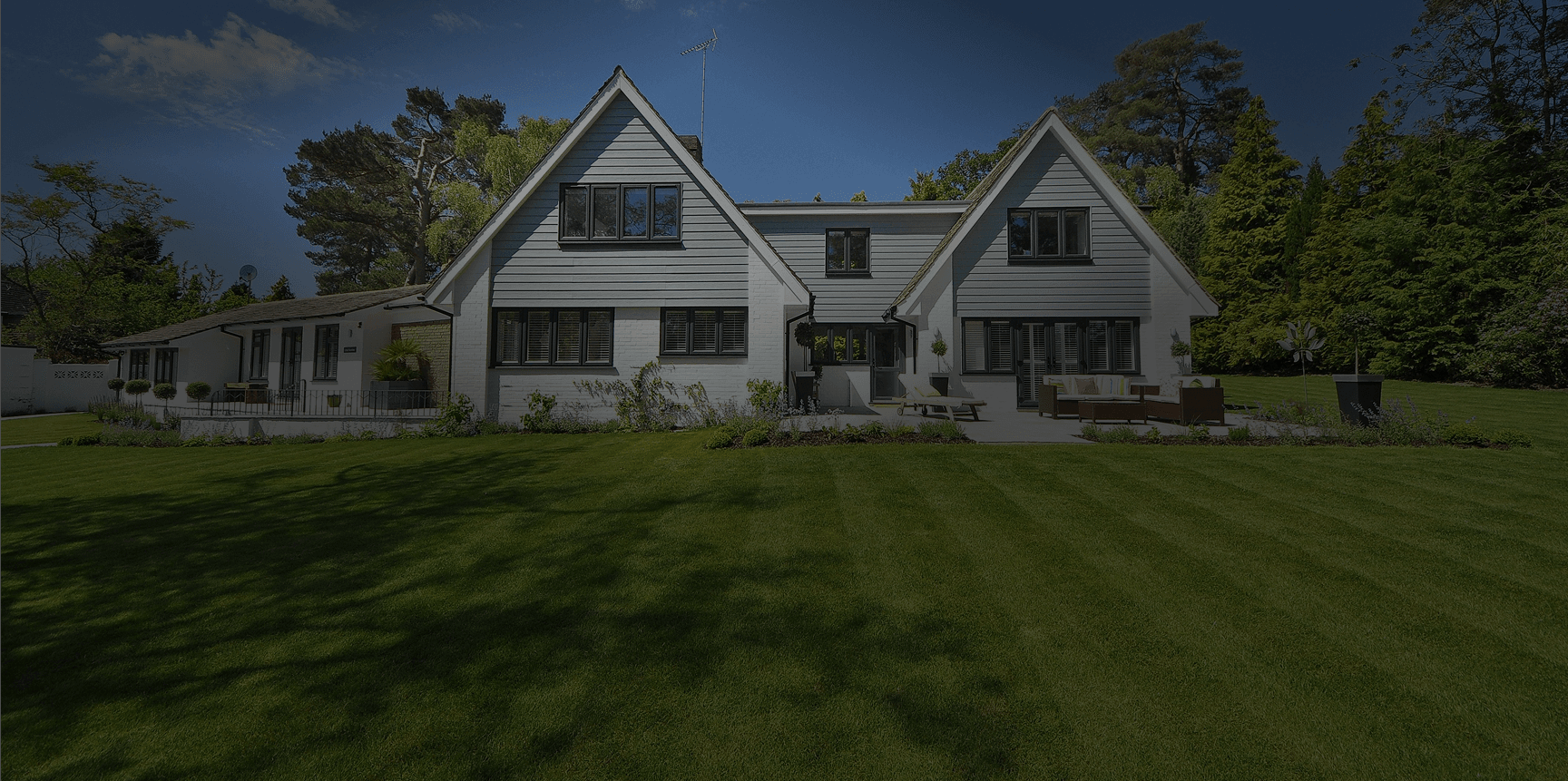 Real Estate software by MoonDive